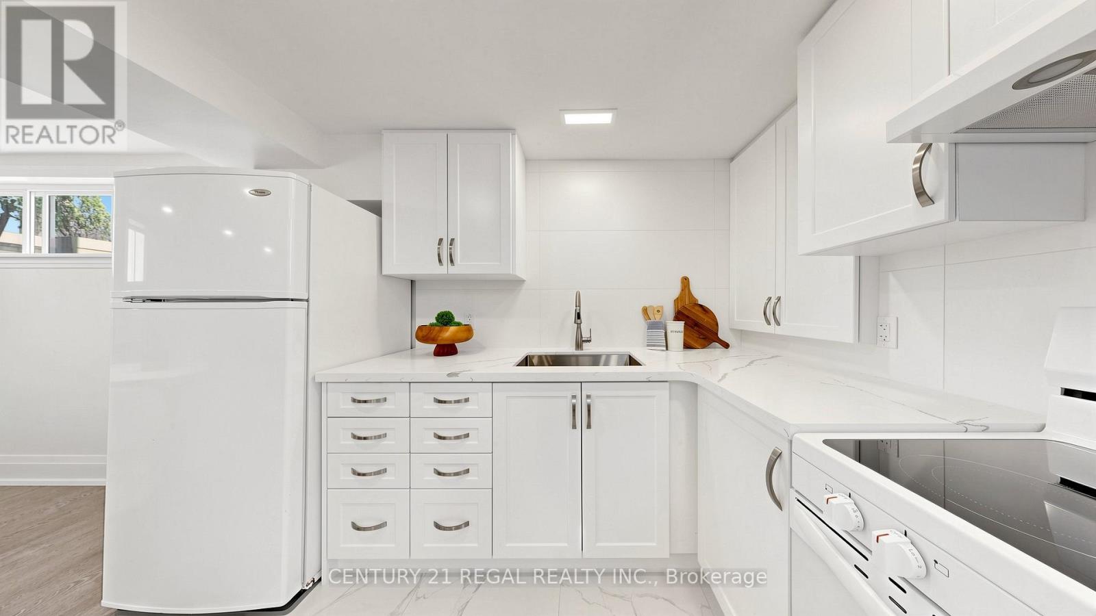 126 Fenside Drive, Toronto, Ontario  M3A 2V8 - Photo 35 - C13046364