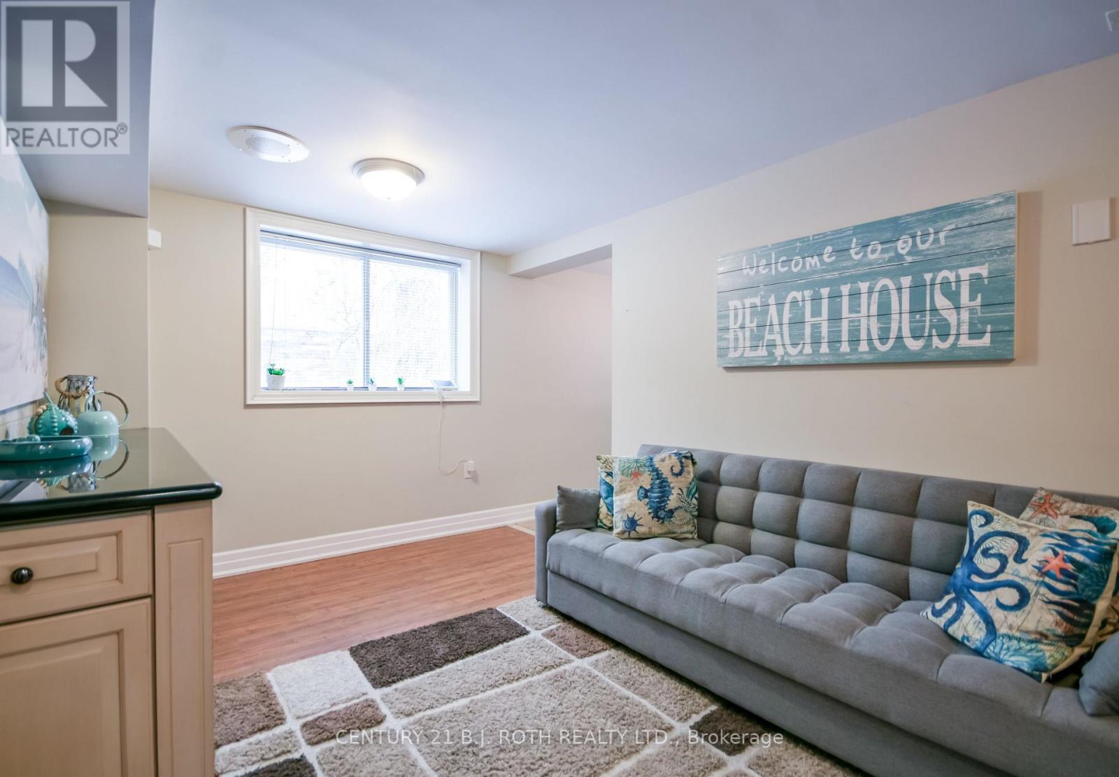 991 Shore Lane, Wasaga Beach, Ontario  L9Z 2B4 - Photo 13 - S12914596