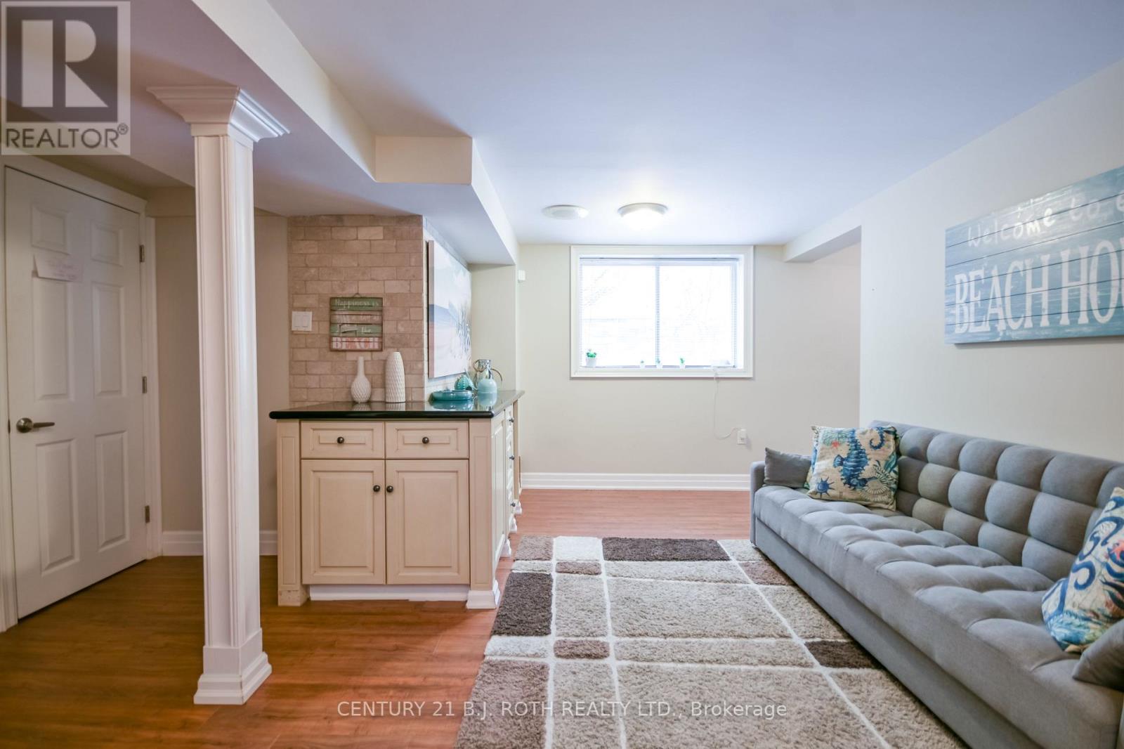 991 Shore Lane, Wasaga Beach, Ontario  L9Z 2B4 - Photo 12 - S12914596