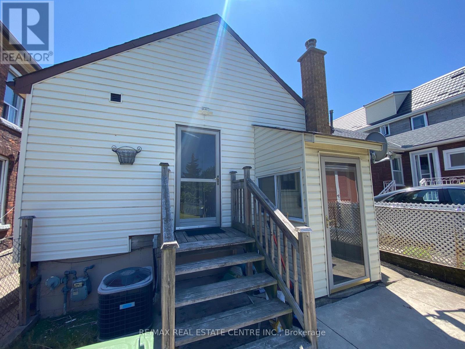 Main Level - 519 Catharine Street N, Hamilton, Ontario  L8L 4V3 - Photo 16 - X13049336