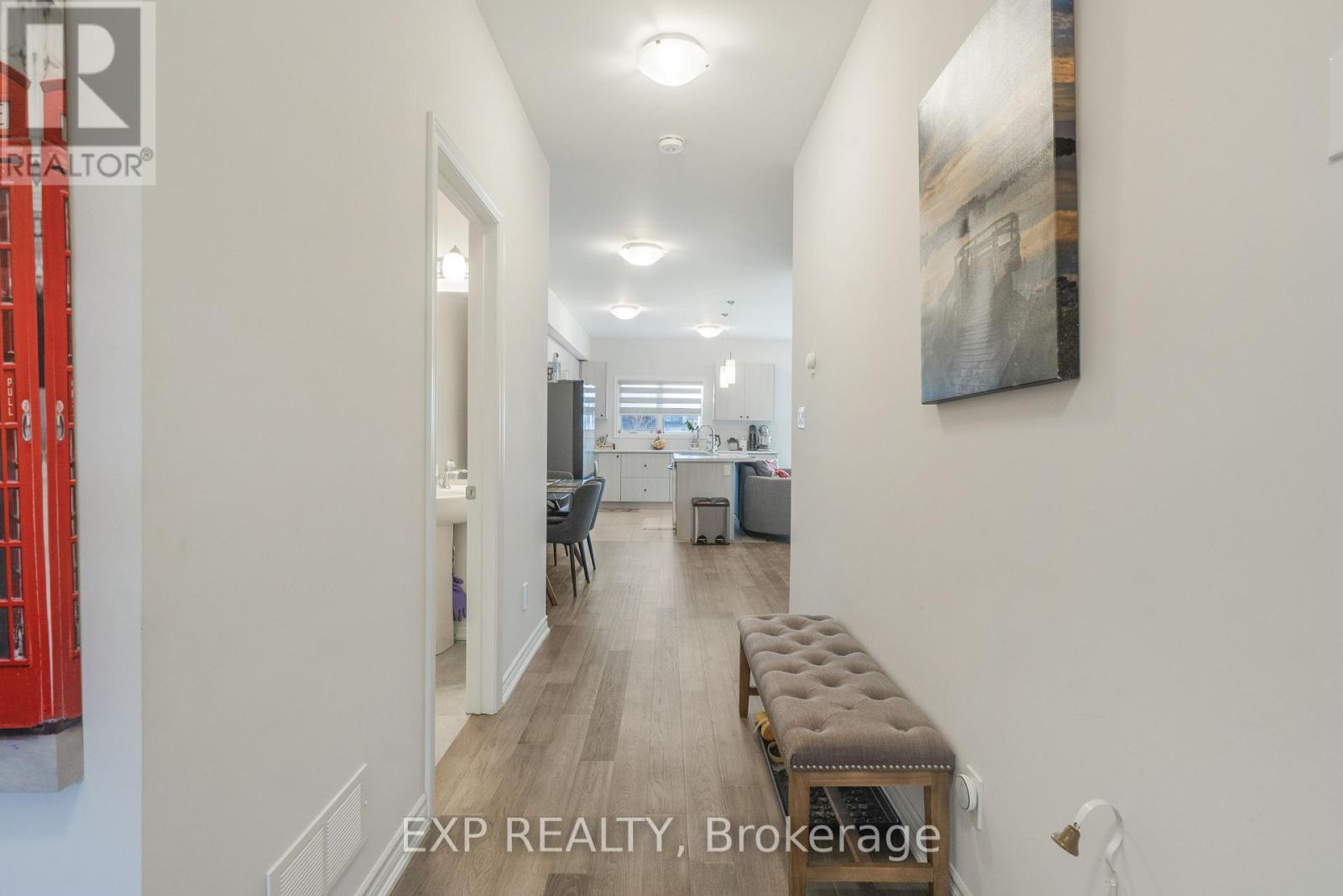 209 Wells Avenue, Fort Erie, Ontario  L0S 1N0 - Photo 3 - X13049376