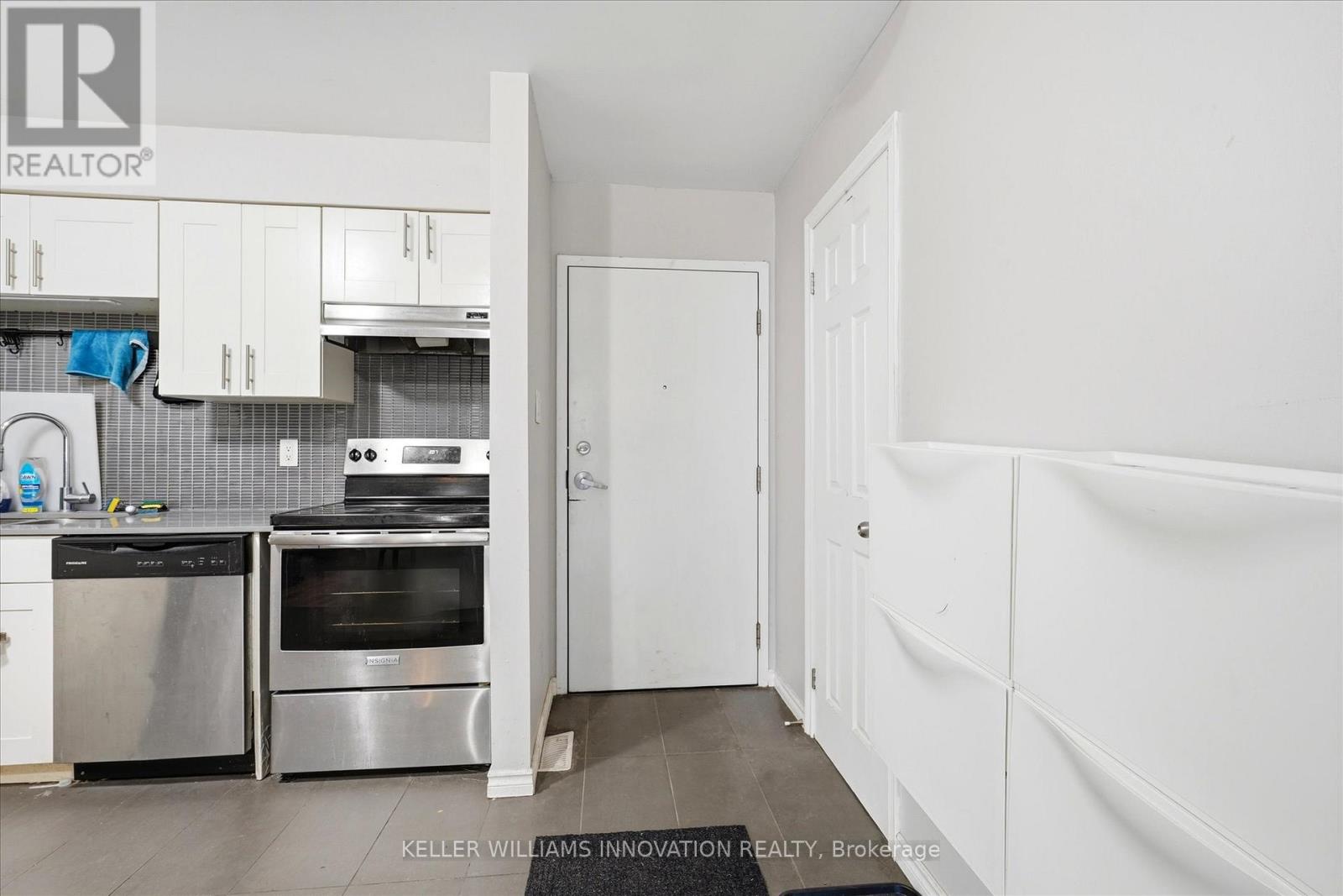 4 - 508 Quiet Place, Waterloo, Ontario  N2L 5A3 - Photo 2 - X13049408