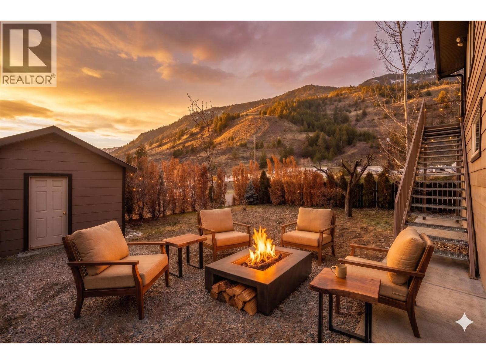 1436 Main Street, Keremeos, British Columbia  V0X 1N6 - Photo 2 - 10385009