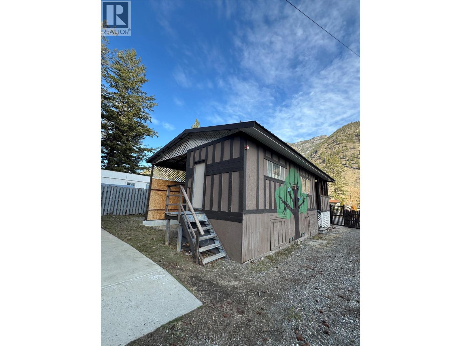 1436 Main Street, Keremeos, British Columbia  V0X 1N6 - Photo 30 - 10385009
