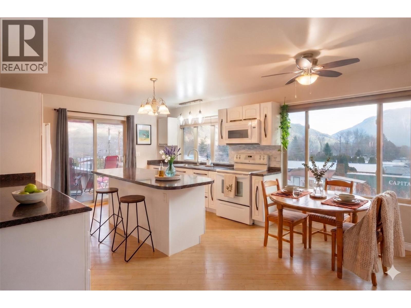 1436 Main Street, Keremeos, British Columbia  V0X 1N6 - Photo 4 - 10385009