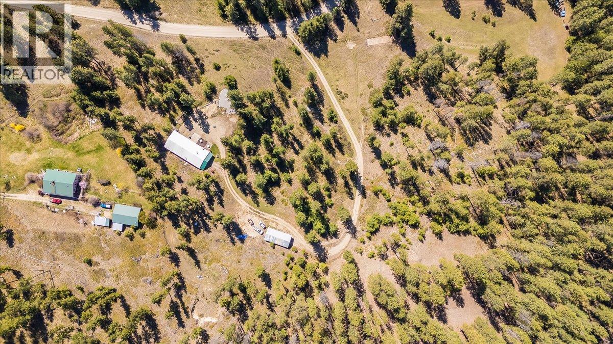 7465 Broadwater Road, Castlegar, British Columbia  V1N 4V8 - Photo 15 - 10384692