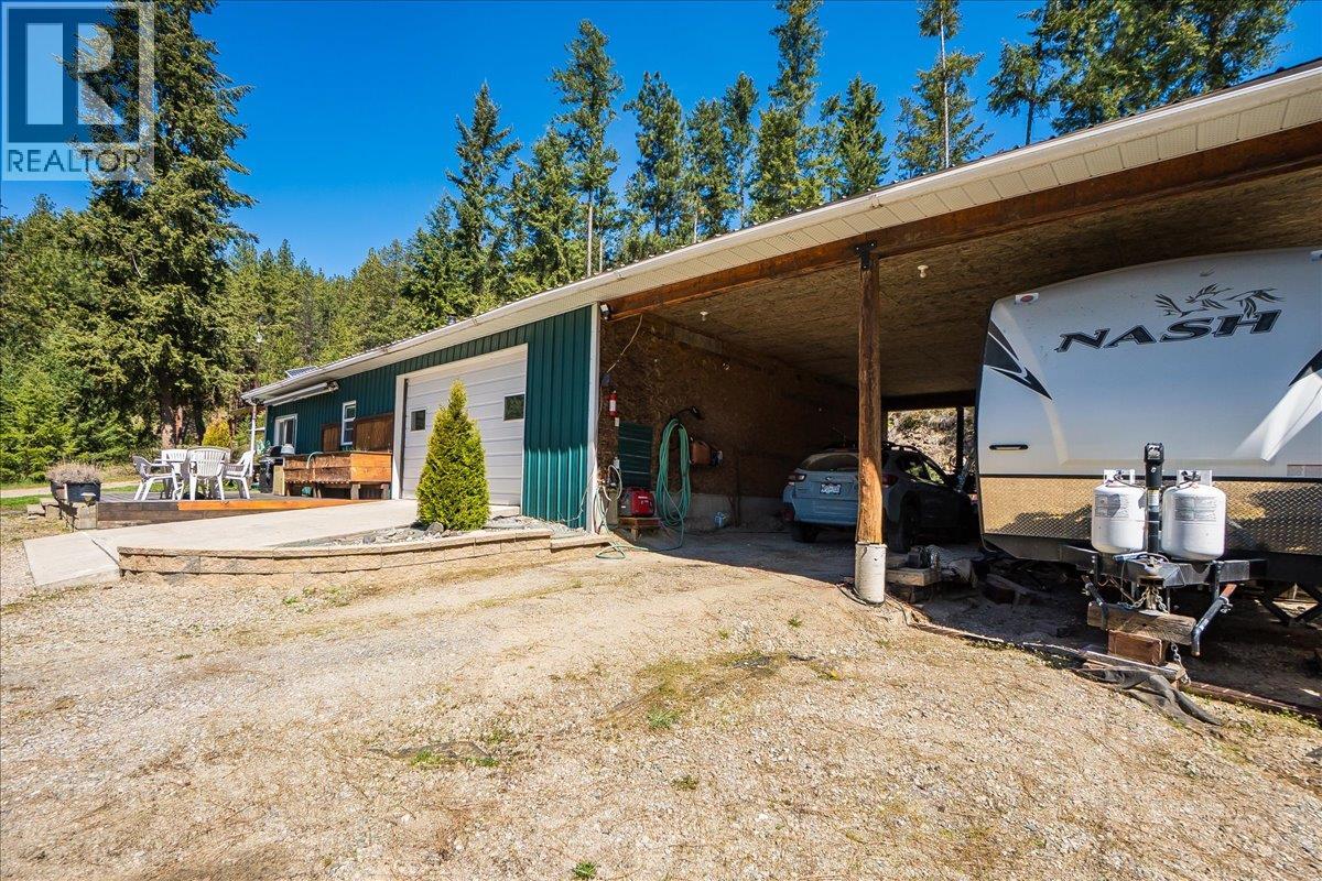 7465 Broadwater Road, Castlegar, British Columbia  V1N 4V8 - Photo 43 - 10384692