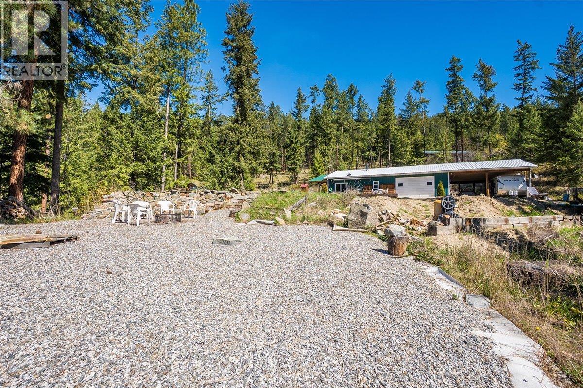 7465 Broadwater Road, Castlegar, British Columbia  V1N 4V8 - Photo 57 - 10384692