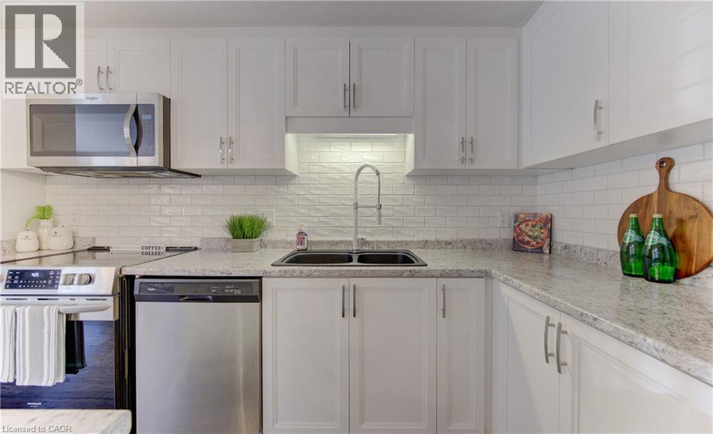 1989 Ottawa Street S Unit# 21h, Kitchener, Ontario  N2E 0G7 - Photo 14 - 40823510