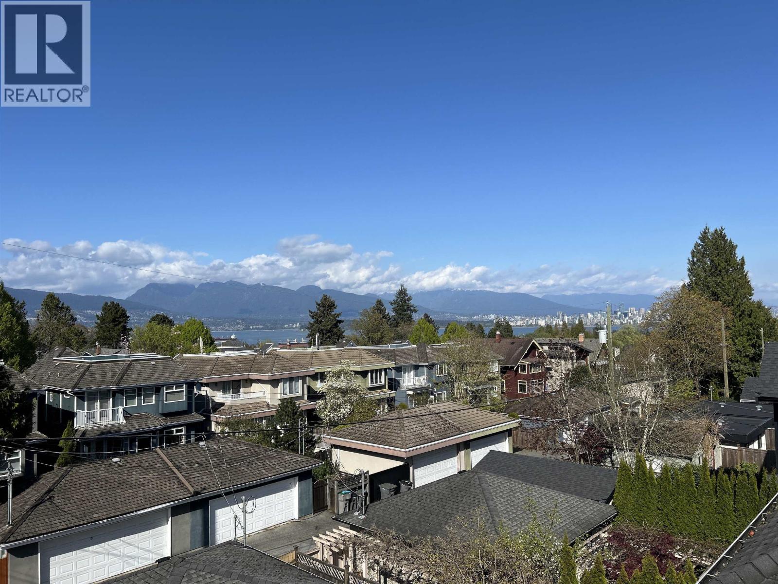 4555 W 9TH AVENUE, vancouver, British Columbia