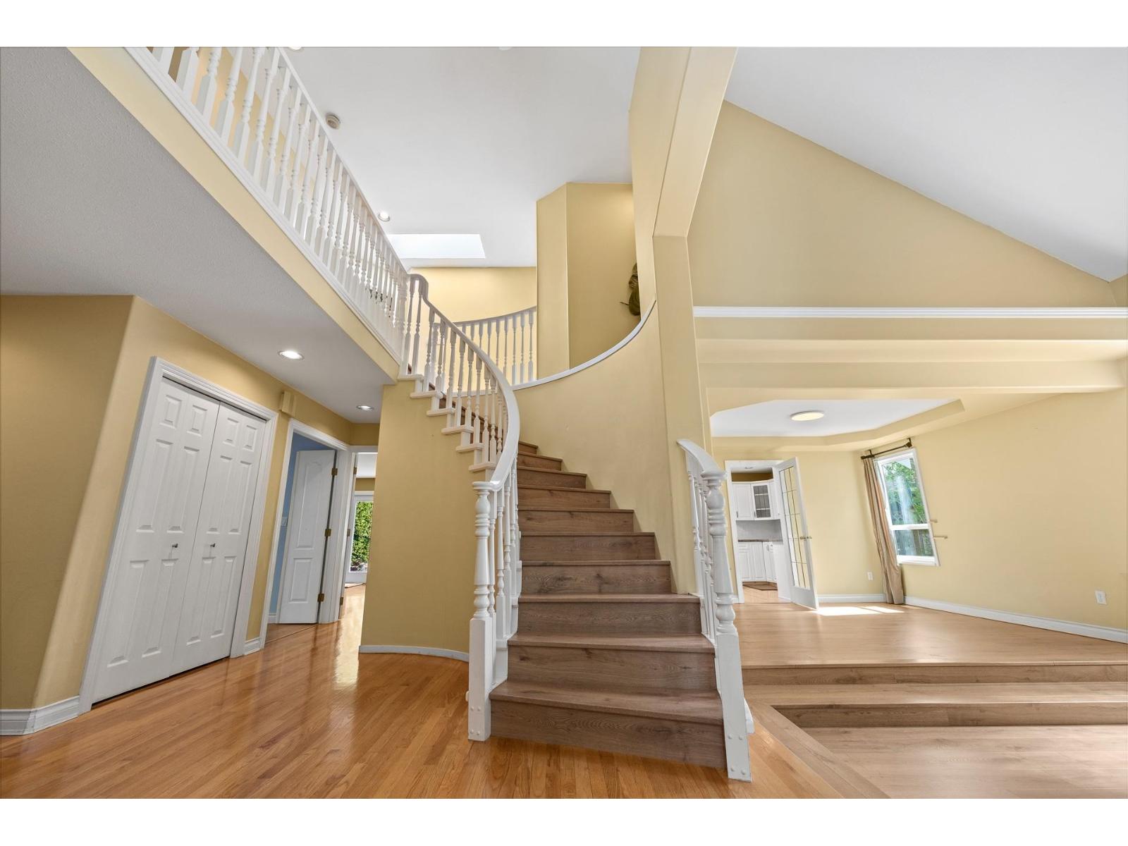 1908 Ocean Wind Drive, Surrey, British Columbia  V4A 9P2 - Photo 6 - R3115972