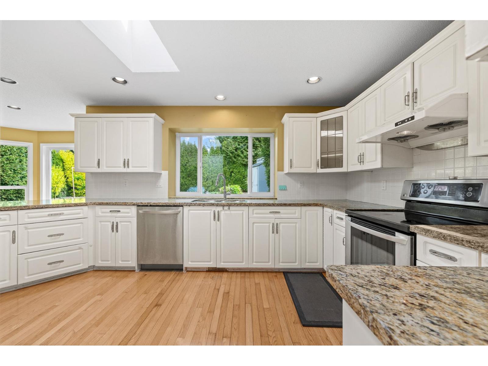 1908 Ocean Wind Drive, Surrey, British Columbia  V4A 9P2 - Photo 12 - R3115972