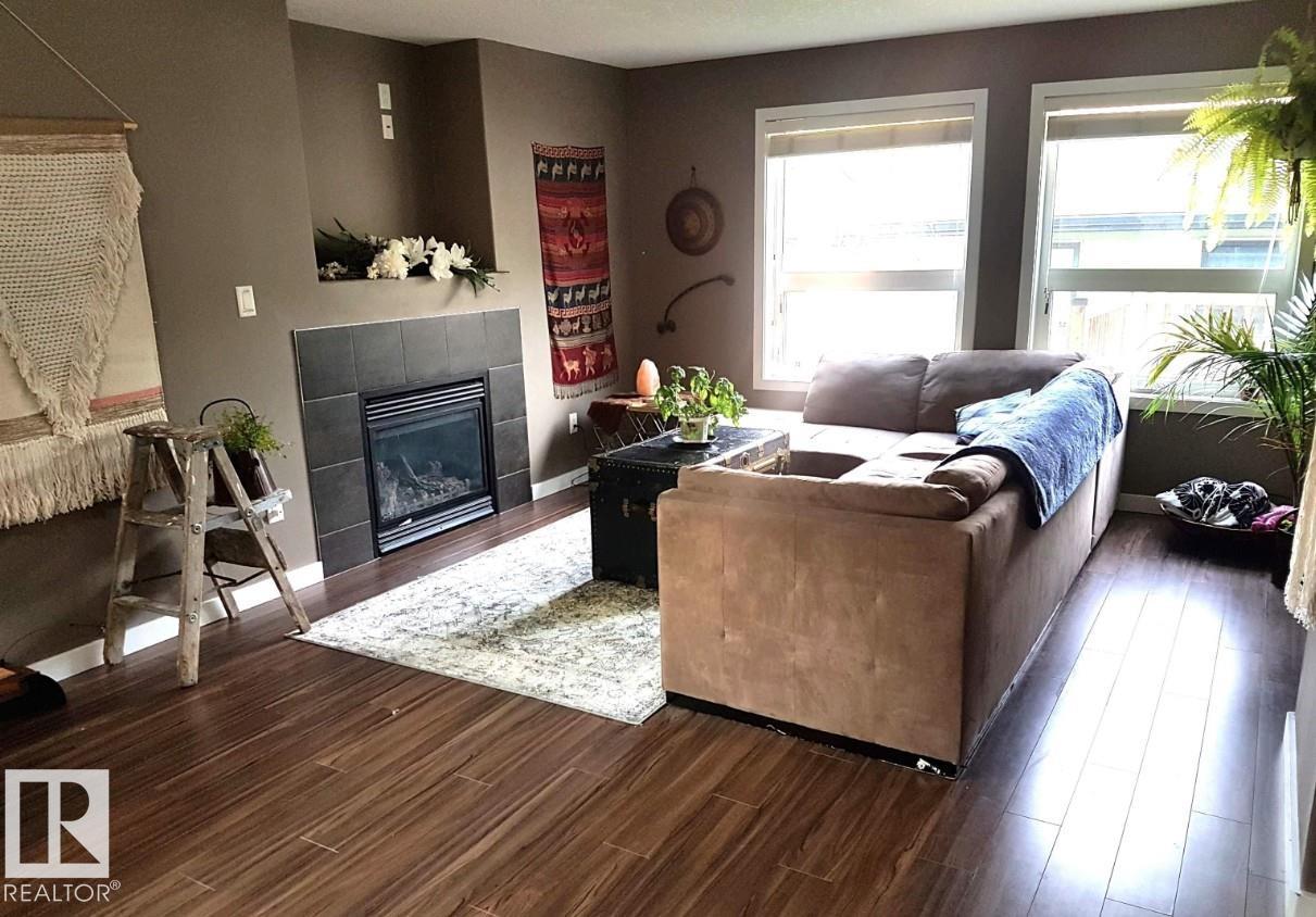 12246 103 St Nw Nw, Edmonton, Alberta  T5G 2K1 - Photo 2 - E4484379