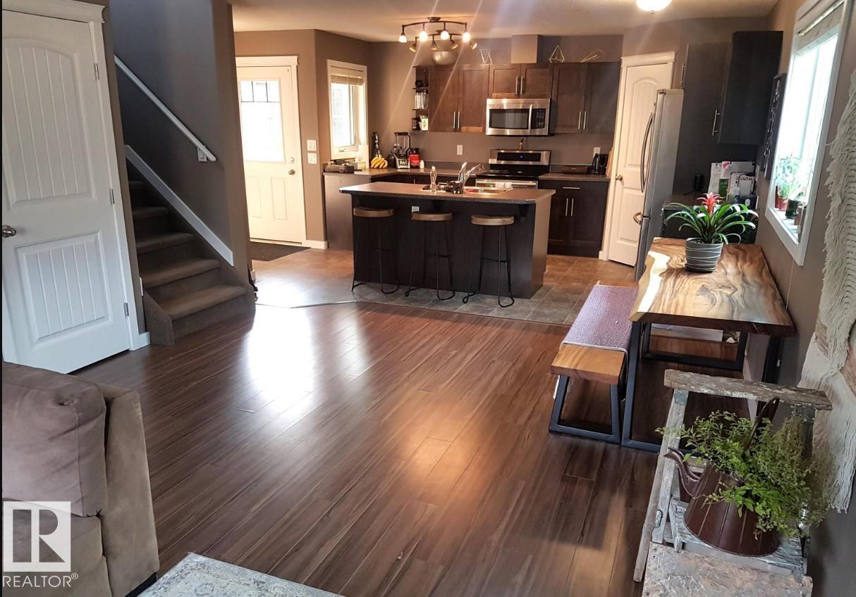 12246 103 St Nw Nw, Edmonton, Alberta  T5G 2K1 - Photo 4 - E4484379