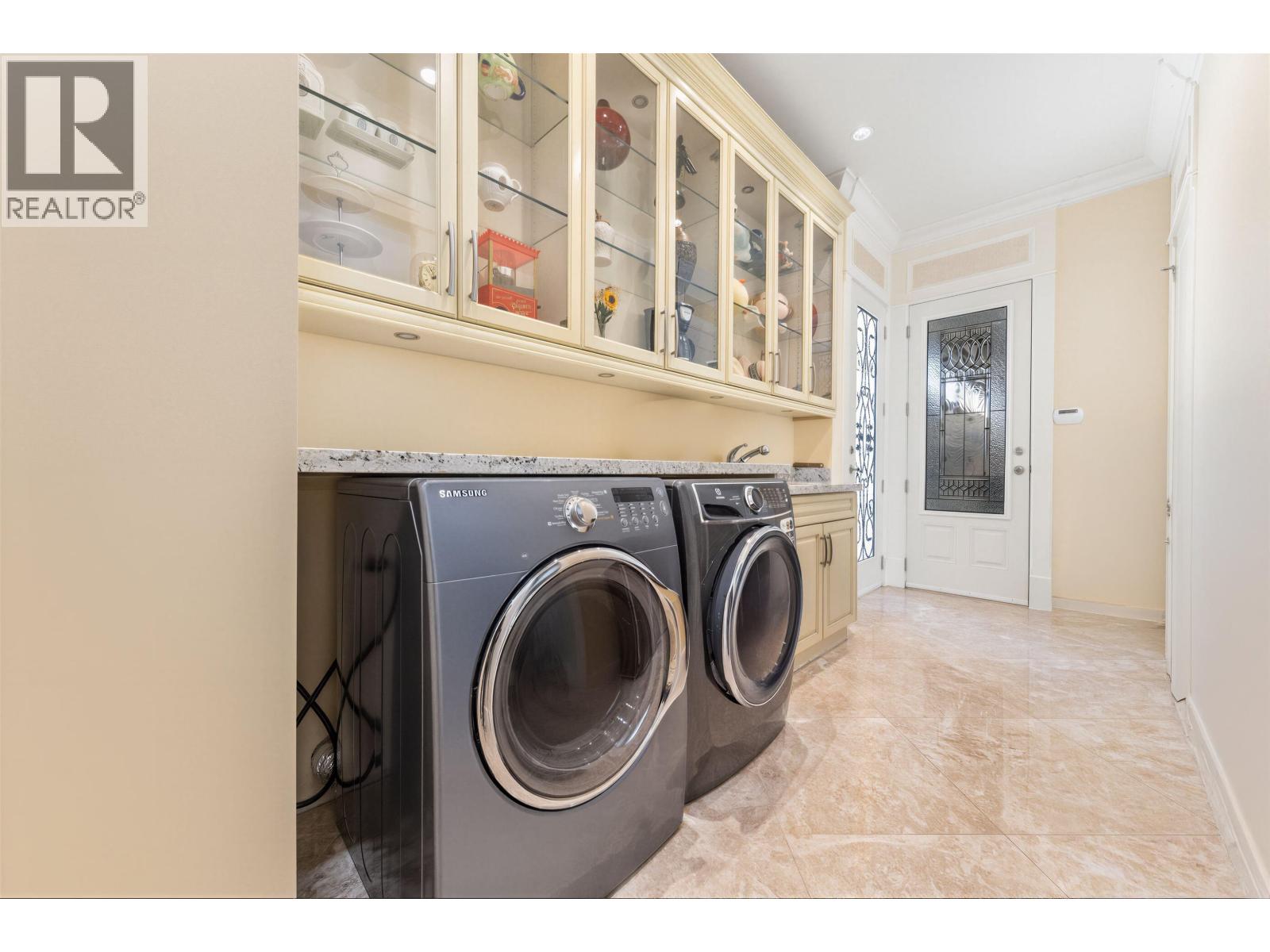 3411 Raymond Avenue, Richmond, British Columbia  V7E 1A9 - Photo 36 - R3116020