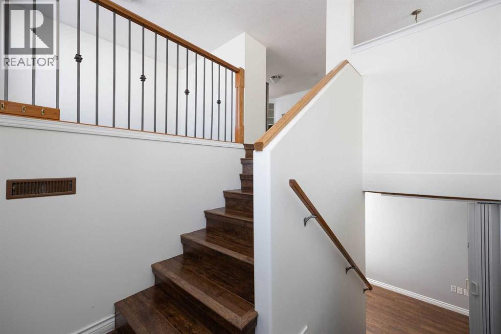 129 Lightbown Way, Fort Mcmurray, Alberta  T9K 2R1 - Photo 3 - A2293683