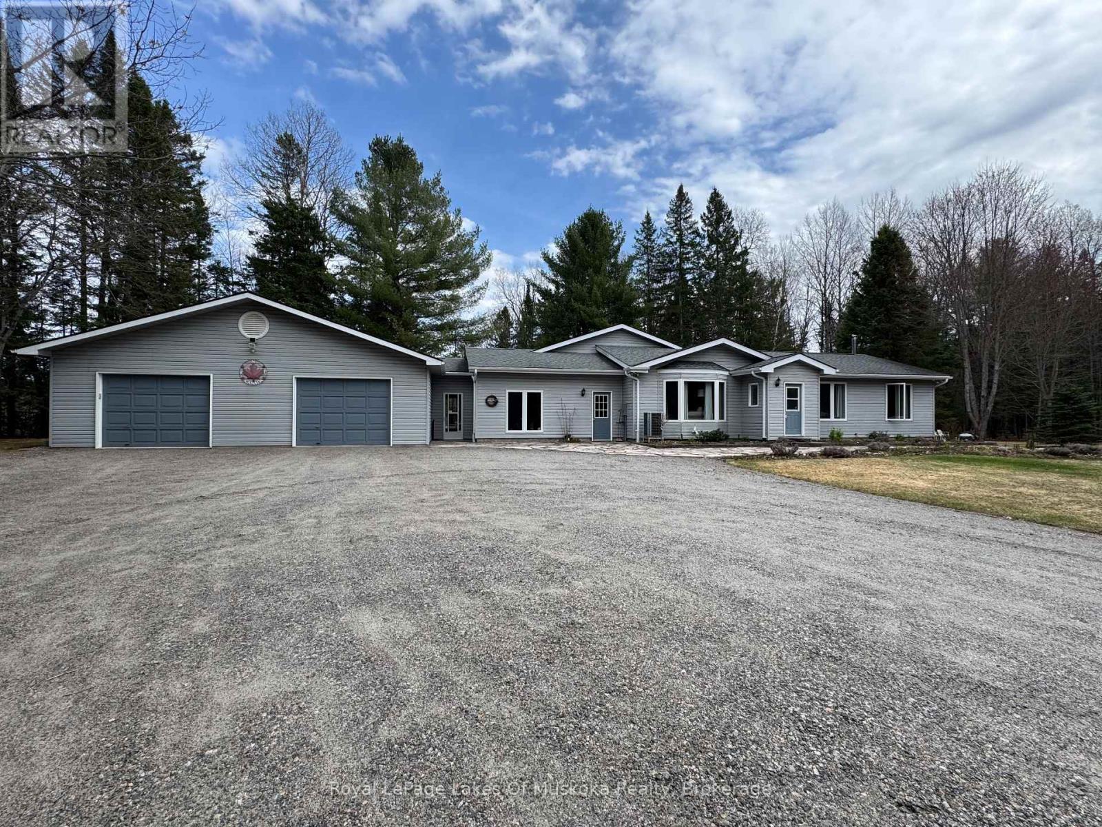 57 HIAWATHA DRIVE, Huntsville, Ontario