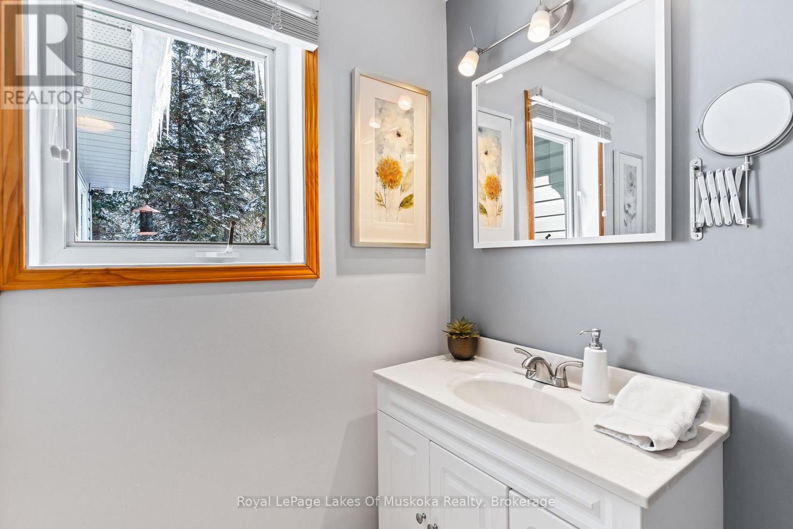 57 Hiawatha Drive, Huntsville, Ontario  P0B 1L0 - Photo 21 - X12822950