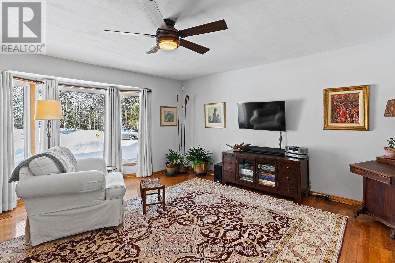 57 Hiawatha Drive, Huntsville, Ontario  P0B 1L0 - Photo 6 - X12822950