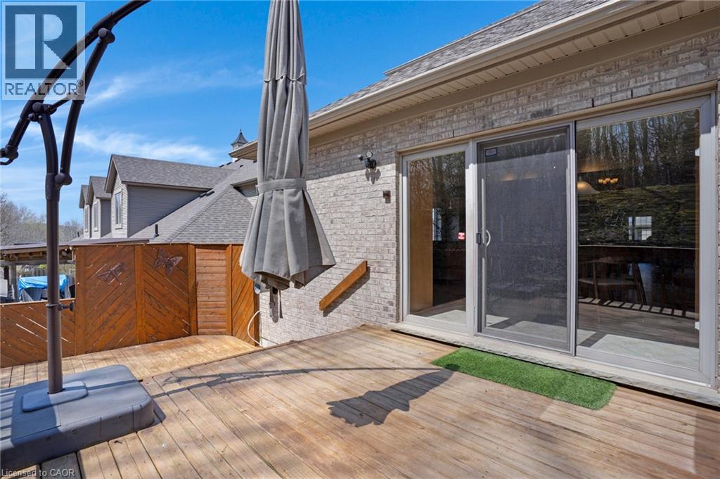 227 Chestnut Hill Crescent, Kitchener, Ontario  N2P 2X3 - Photo 37 - 40821380