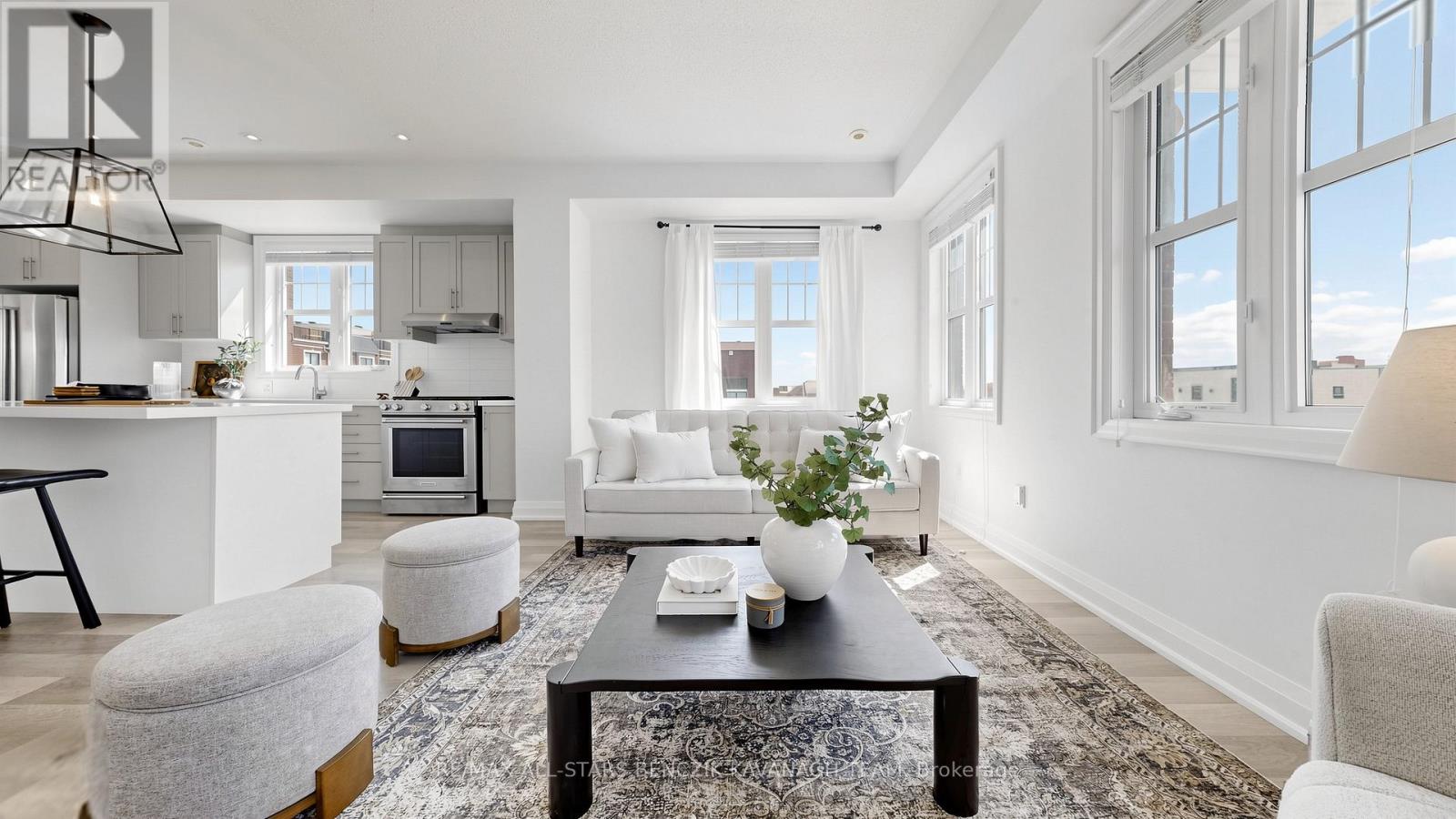 22 Baker Hill Boulevard, Whitchurch-Stouffville, Ontario  L4A 1Y6 - Photo 9 - N13024408