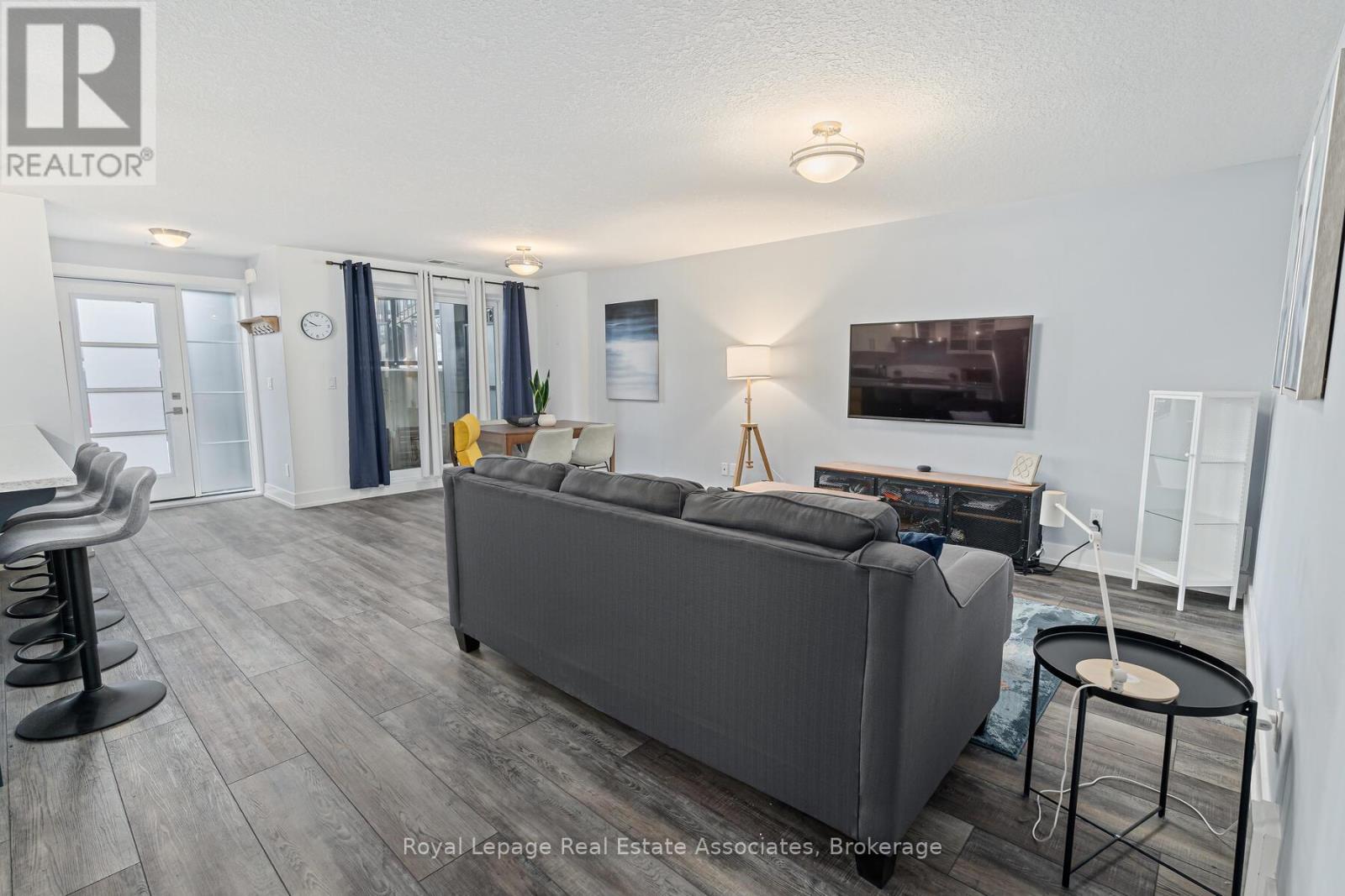 102 - 17 Centre Street, Orangeville, Ontario  L9W 7S6 - Photo 13 - W12699928