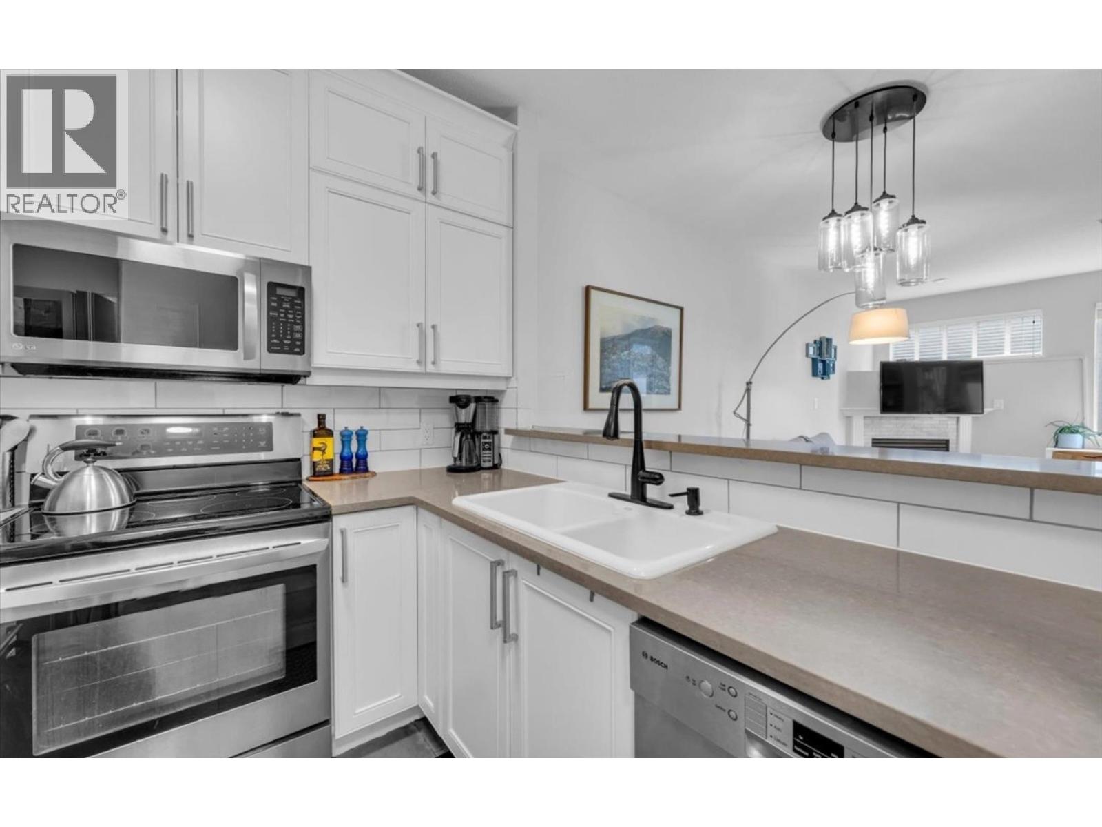 303 2525 Quebec Street, Vancouver, British Columbia  V5T 4R5 - Photo 16 - R3116086