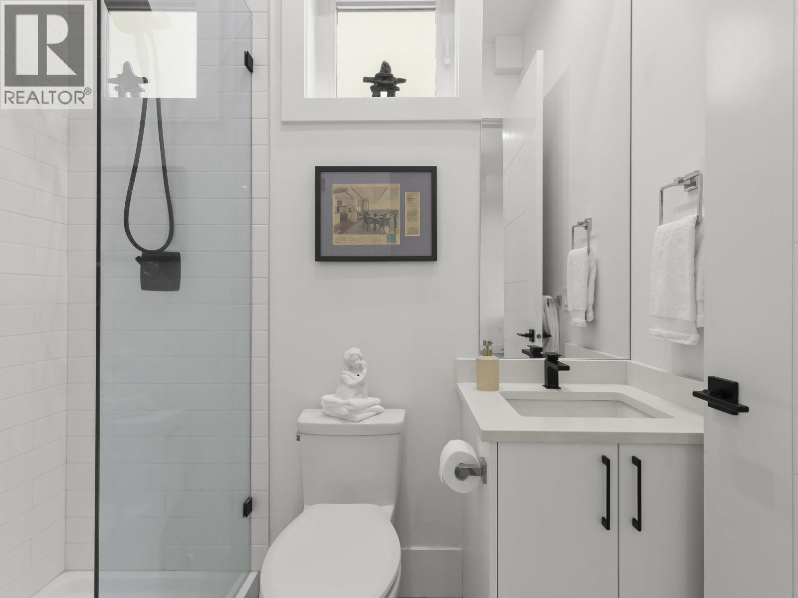 4327 Perry Street, Vancouver, British Columbia  V5N 3X6 - Photo 12 - R3116093