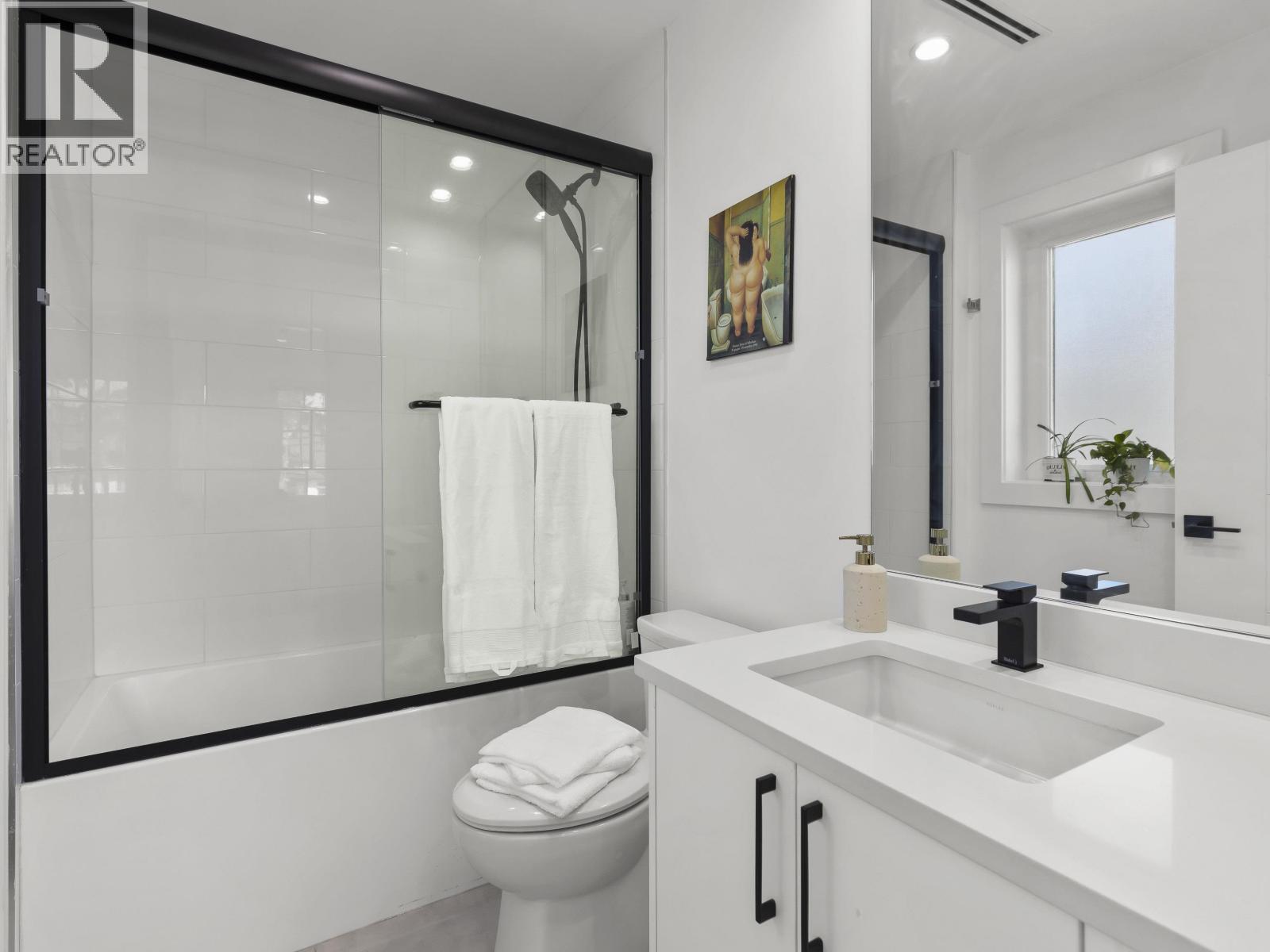 4327 Perry Street, Vancouver, British Columbia  V5N 3X6 - Photo 15 - R3116093