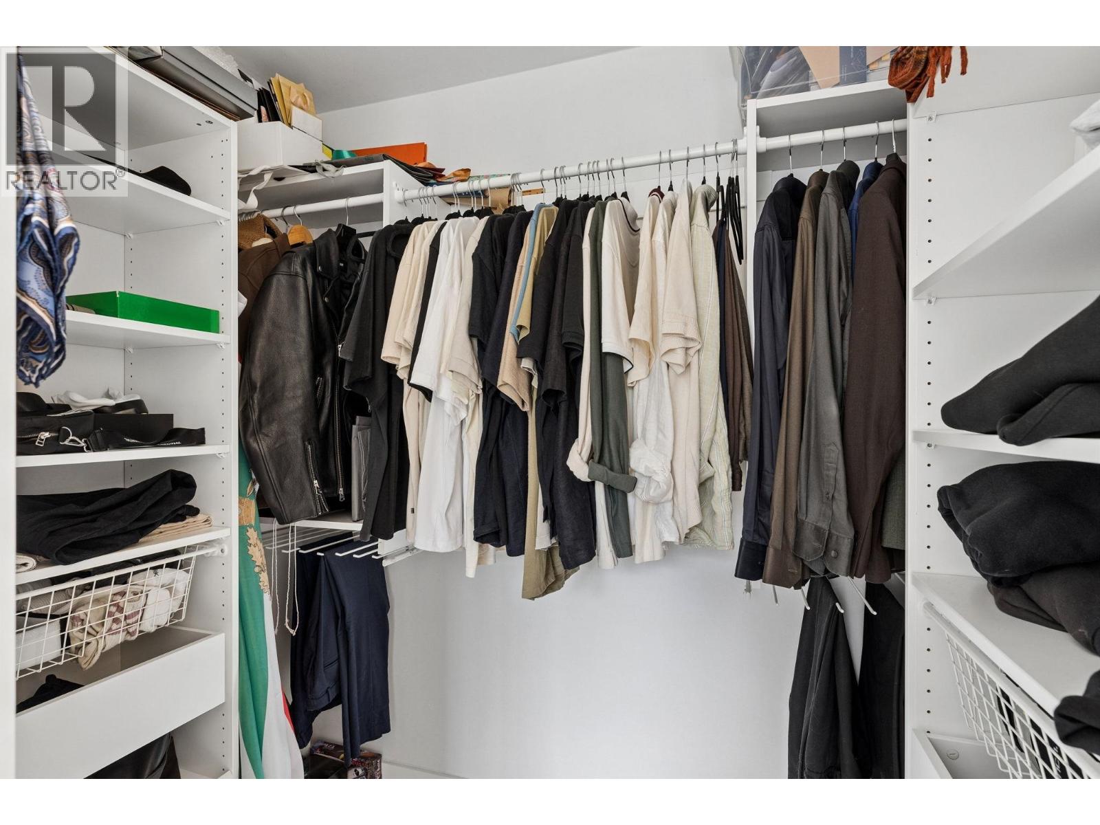 905 2024 Fullerton Avenue, North Vancouver, British Columbia  V7P 3G4 - Photo 12 - R3116095