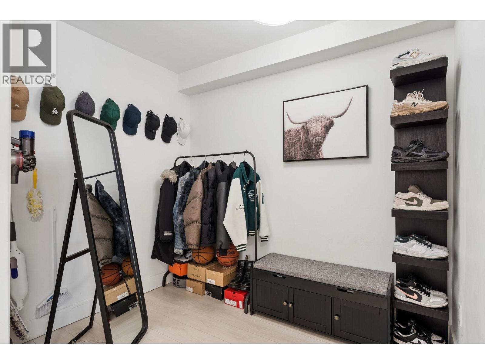 905 2024 Fullerton Avenue, North Vancouver, British Columbia  V7P 3G4 - Photo 15 - R3116095