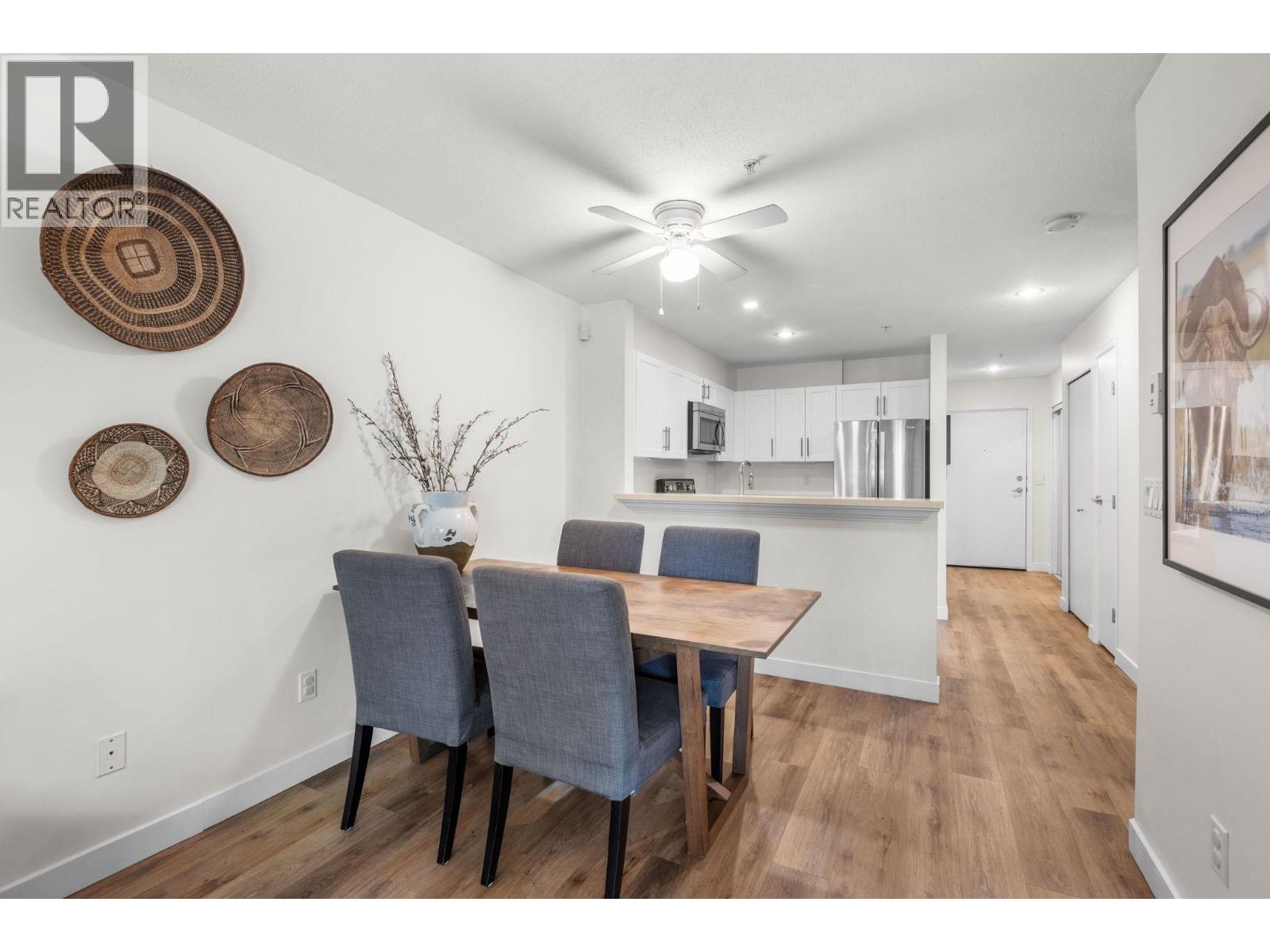 113 147 E 1st Street, North Vancouver, British Columbia  V7L 1B2 - Photo 11 - R3116109