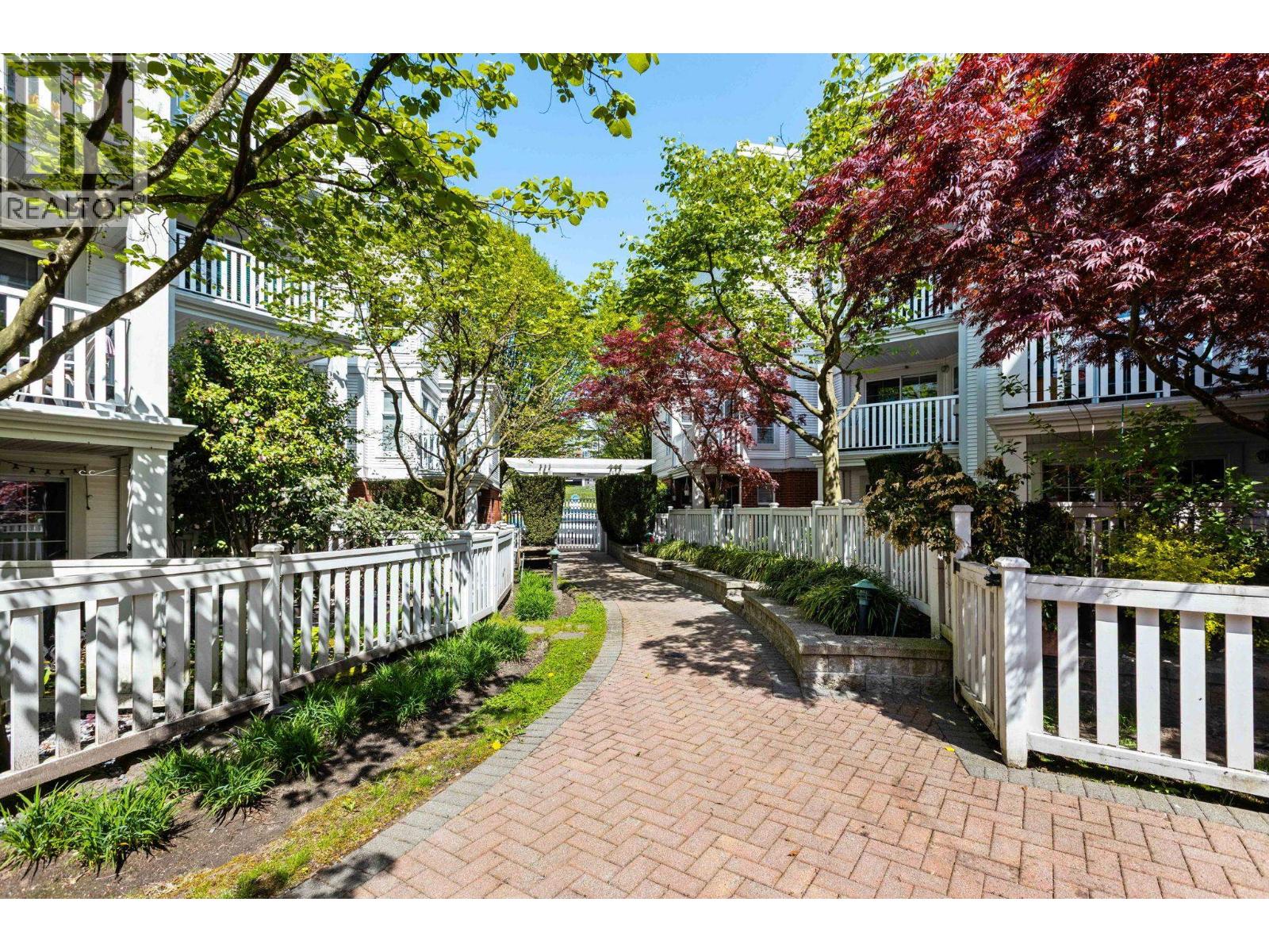 113 147 E 1st Street, North Vancouver, British Columbia  V7L 1B2 - Photo 24 - R3116109