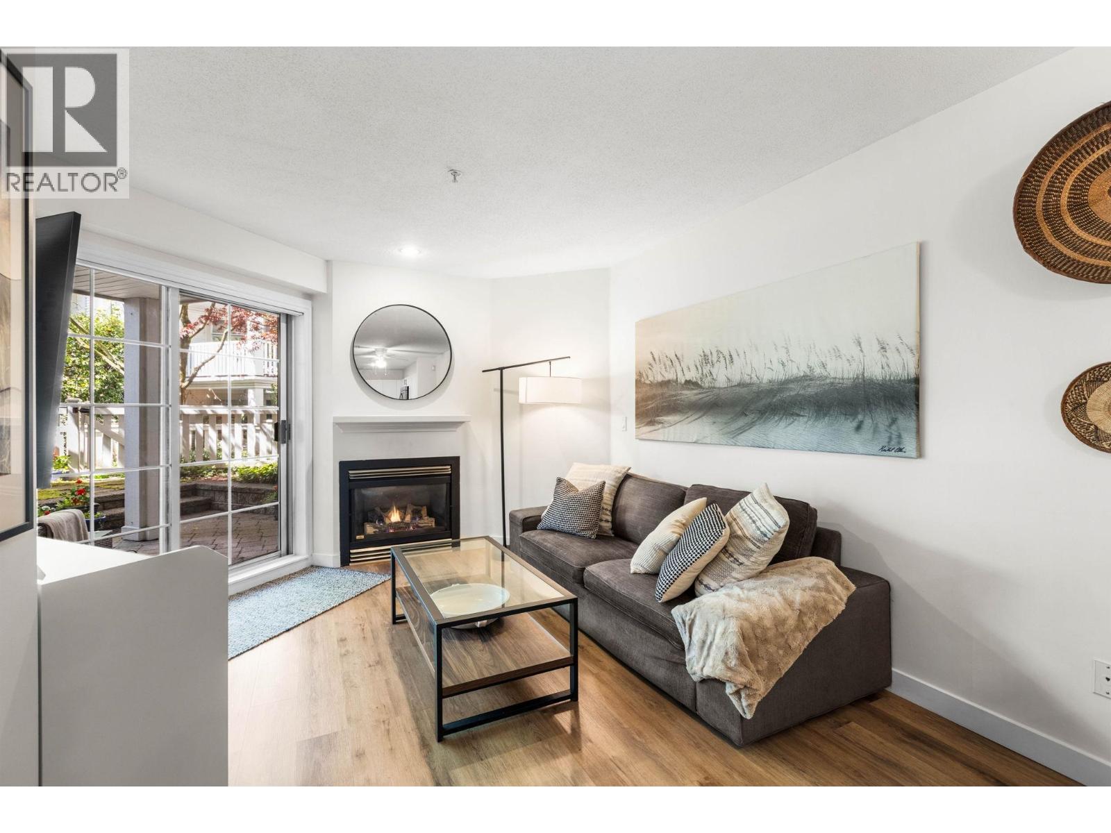 113 147 E 1st Street, North Vancouver, British Columbia  V7L 1B2 - Photo 8 - R3116109