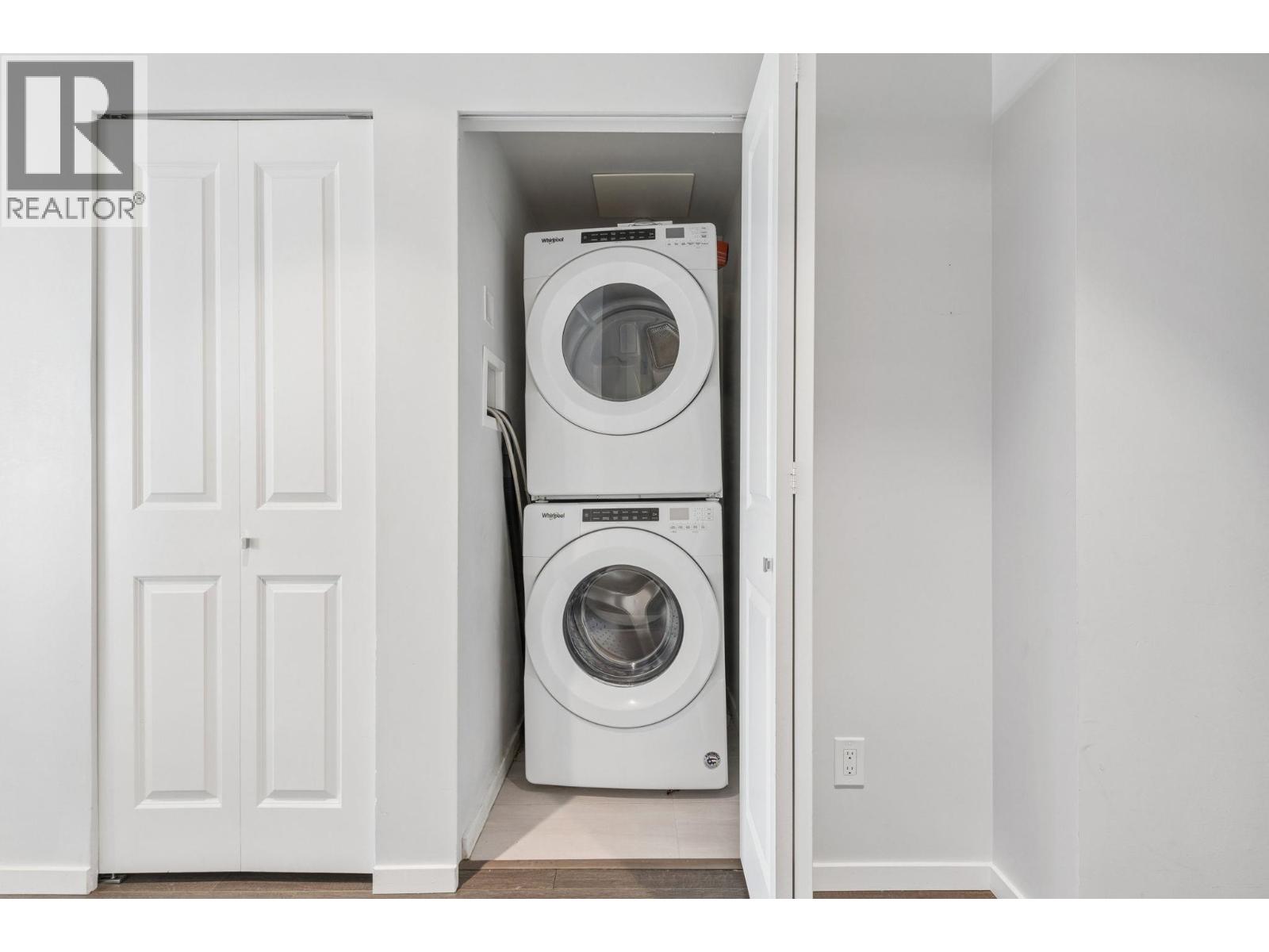 808 6700 Dunblane Avenue, Burnaby, British Columbia  V5H 0J3 - Photo 11 - R3116115