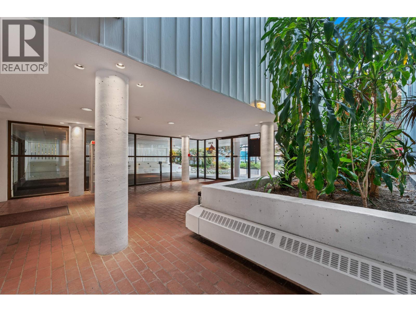 206 250 W 1st Street, North Vancouver, British Columbia  V7M 1B4 - Photo 18 - R3116151