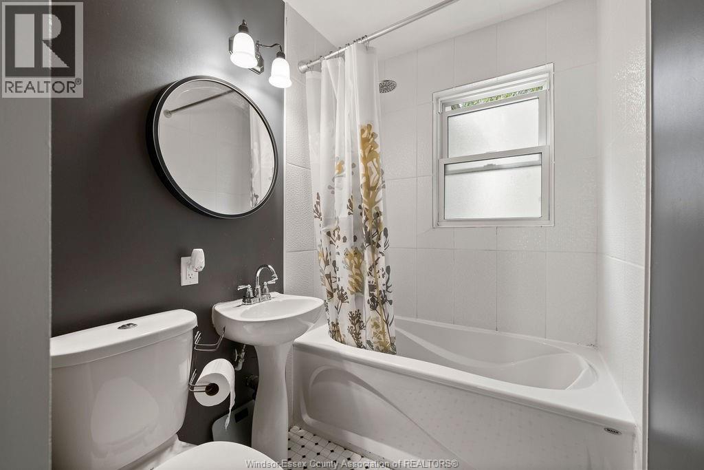 300 King, Amherstburg, Ontario  N9V 2C6 - Photo 14 - 26009324