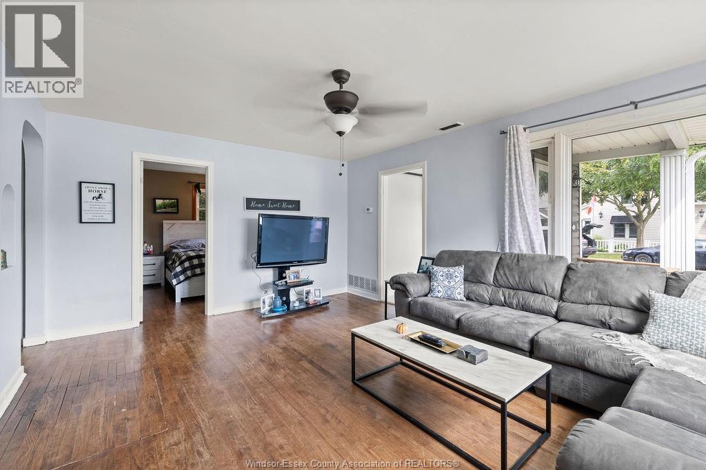 300 King, Amherstburg, Ontario  N9V 2C6 - Photo 9 - 26009324