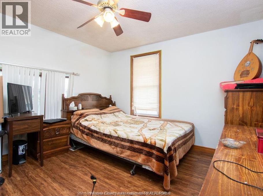 819 Langlois Avenue, Windsor, Ontario  N9A 2G9 - Photo 4 - 26009286