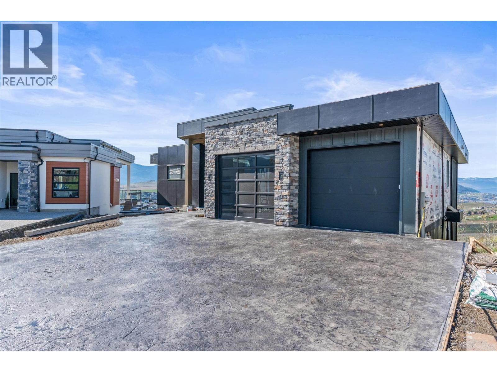 4379 Painted Turtle Drive, Vernon, British Columbia  V1T 9W4 - Photo 5 - 10384480