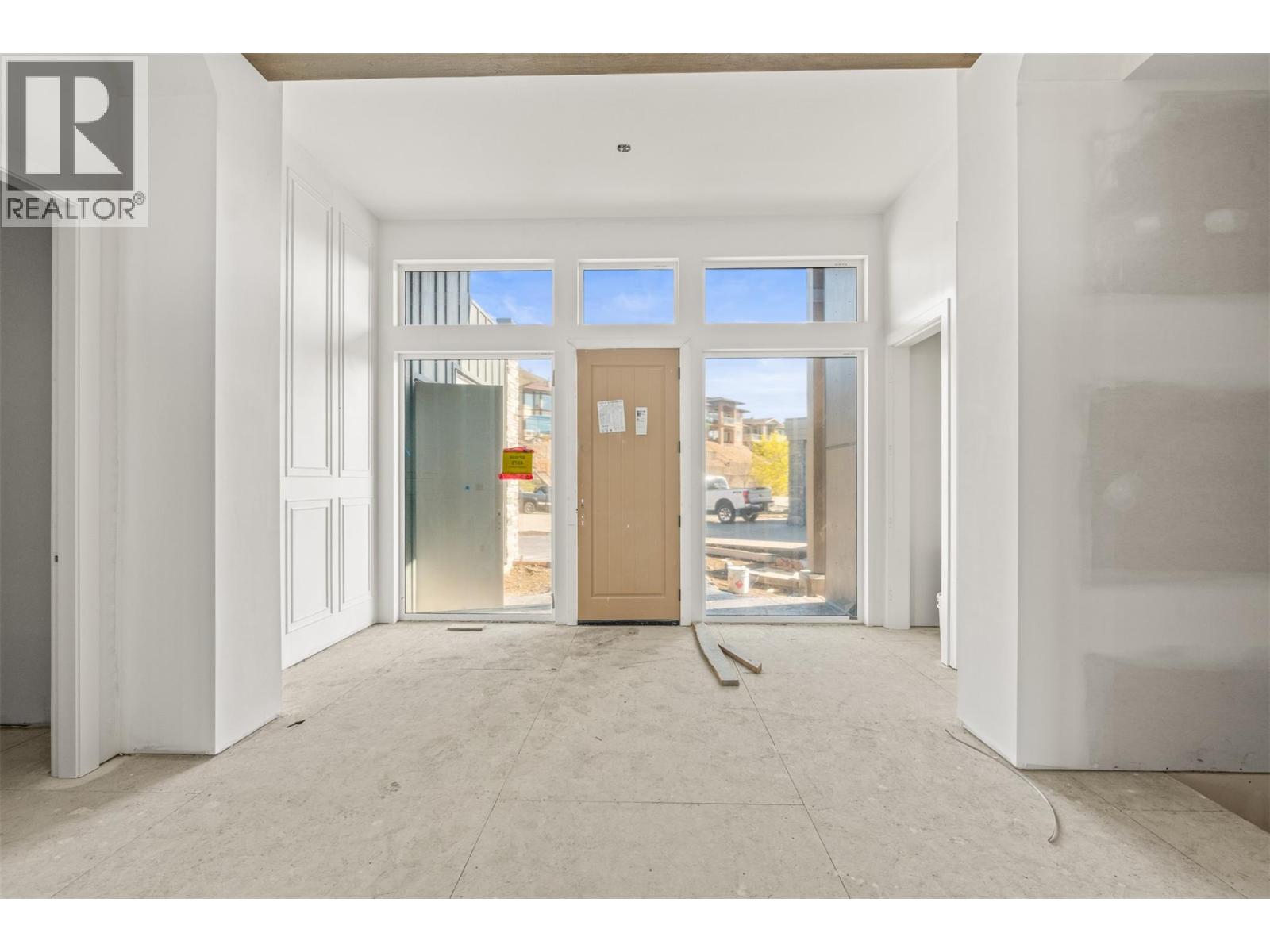 4379 Painted Turtle Drive, Vernon, British Columbia  V1T 9W4 - Photo 8 - 10384480