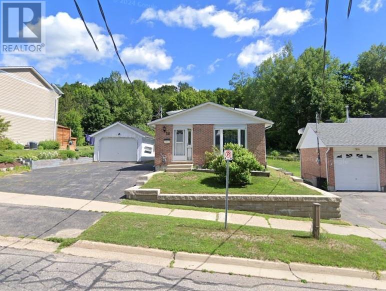 38 Ottawa Ave, Elliot Lake, Ontario  P5A 2P1 - Photo 41 - 2127209