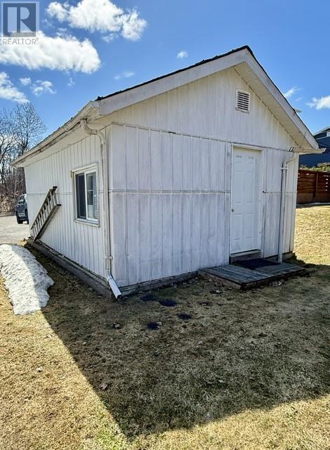 38 Ottawa Ave, Elliot Lake, Ontario  P5A 2P1 - Photo 6 - 2127209