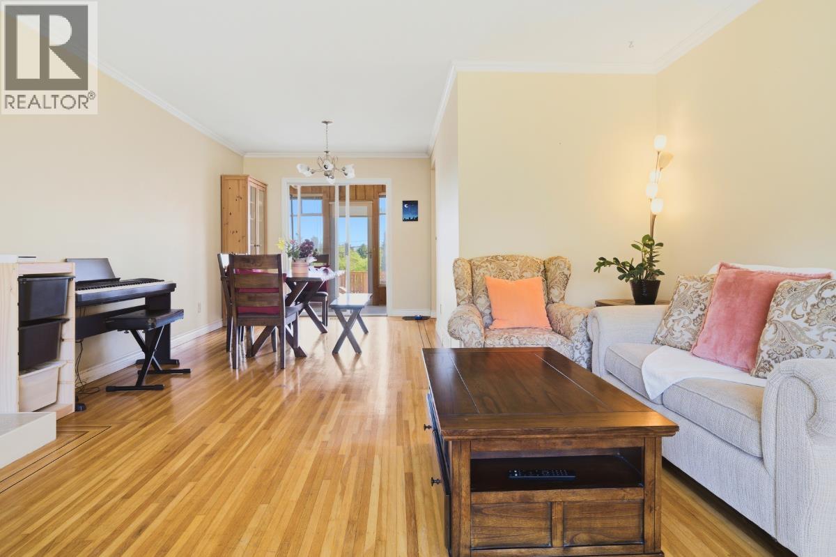 544 Garfield Street, New Westminster, British Columbia  V3L 4A7 - Photo 6 - R3116101