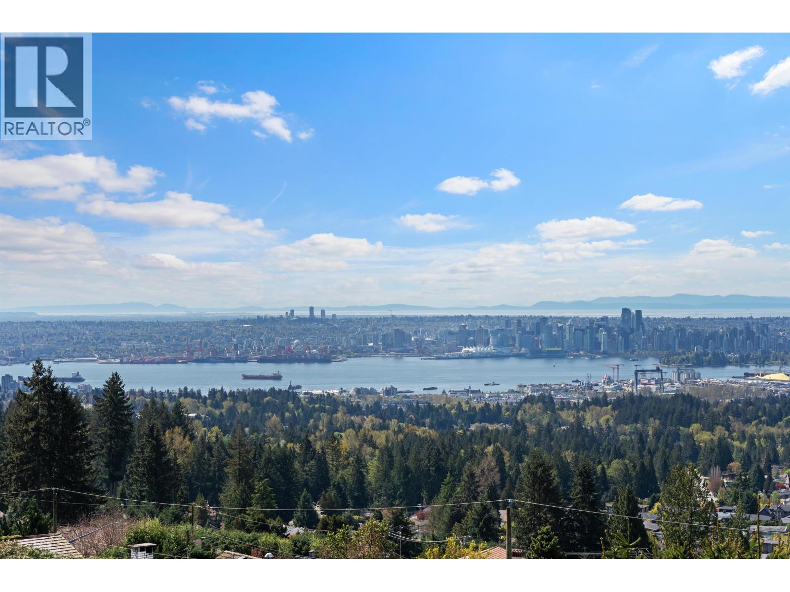 353 NEWDALE COURT, North Vancouver, British Columbia