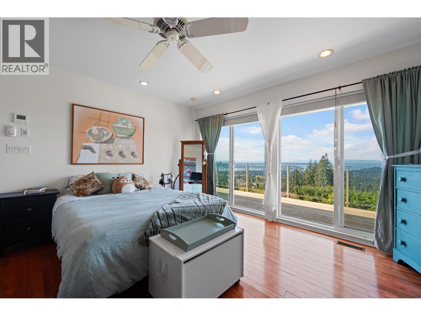 353 Newdale Court, North Vancouver, British Columbia  V7N 3H3 - Photo 12 - R3116143