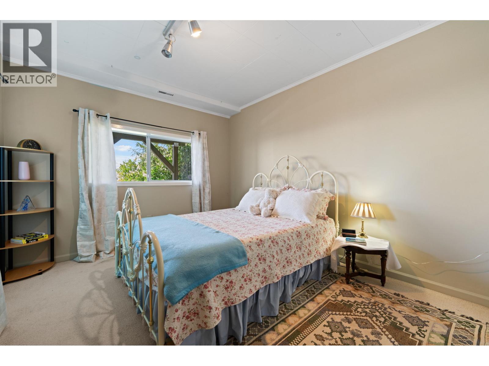 353 Newdale Court, North Vancouver, British Columbia  V7N 3H3 - Photo 17 - R3116143