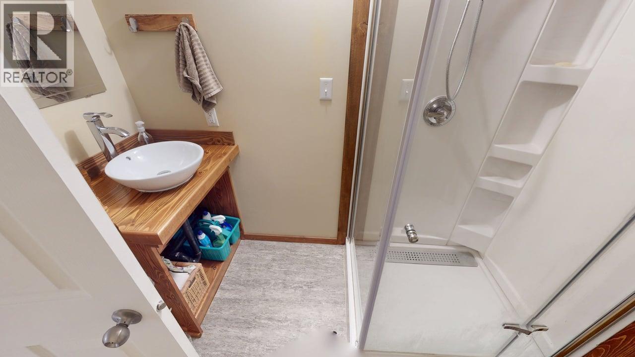 6419 Lambley Road, 100 Mile House, British Columbia  V0K 2E3 - Photo 30 - R3082219