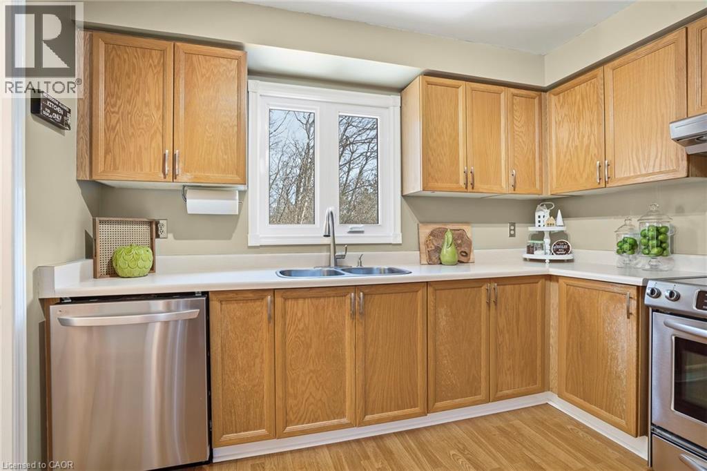 18 Webster Way, Georgetown, Ontario  L7G 5J7 - Photo 13 - 40815507