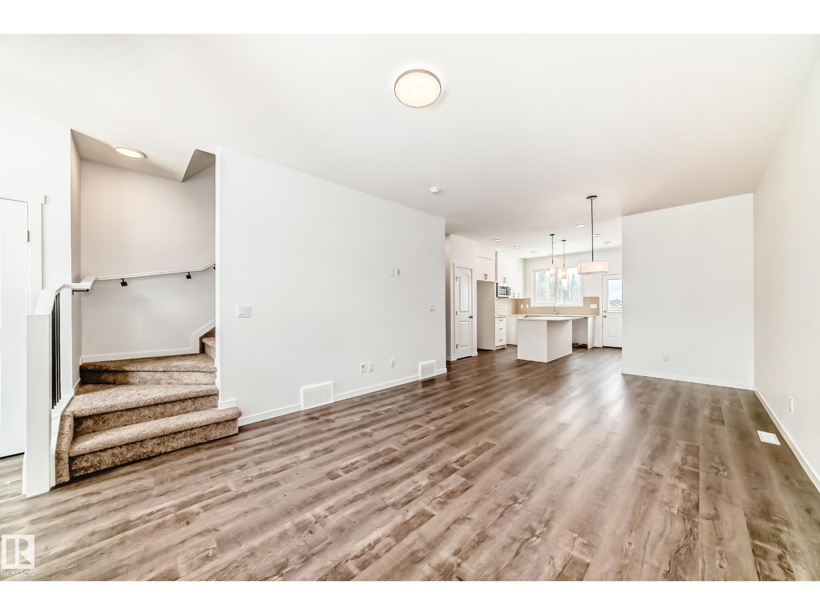 335 Edgemont Dr NW, Edmonton, Alberta  T6M 3G7 - Photo 13 - E4474094